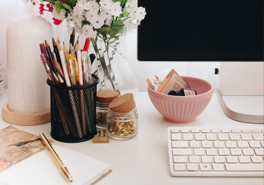 neat desk